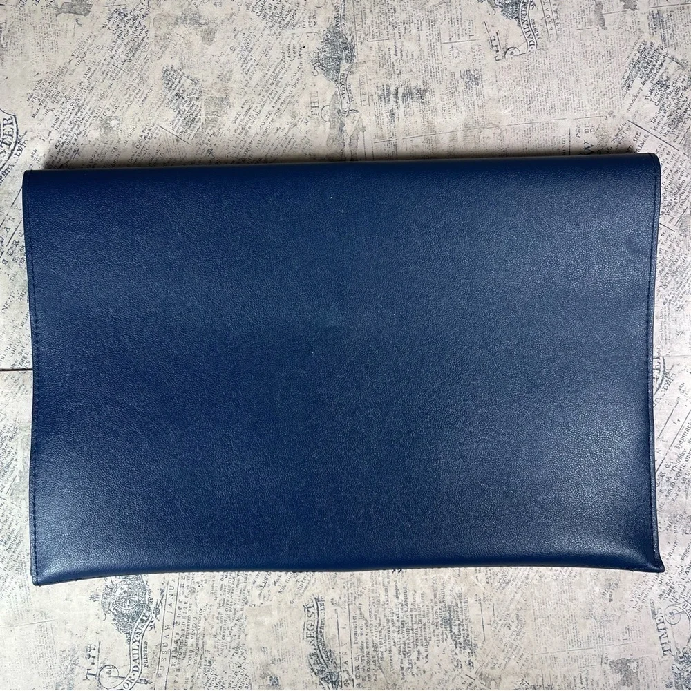 Glass Ladder & Co The Megan Clutch in Blue
